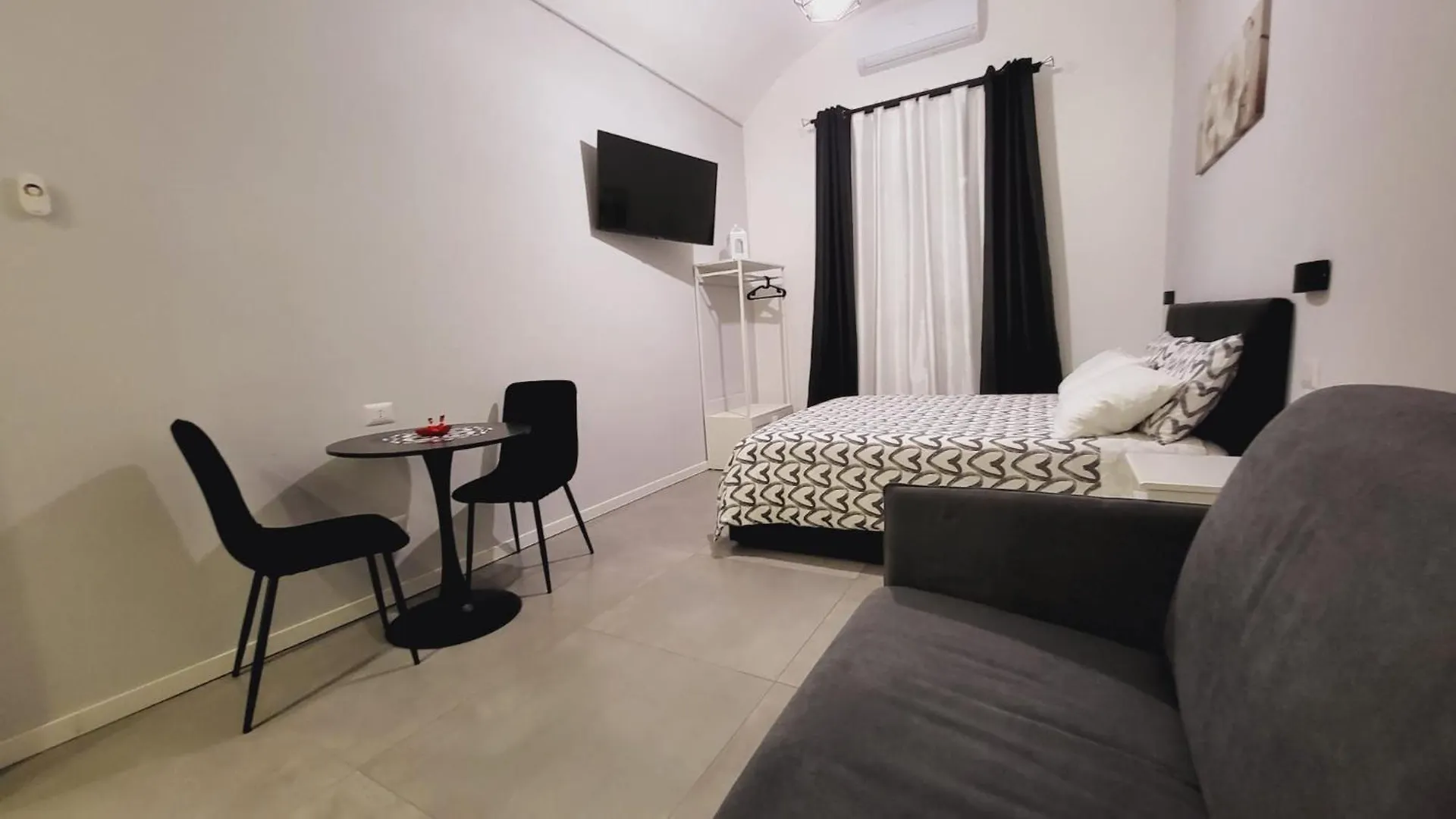 Bed & Breakfast Bed and Breakfast Giglio Rosso Bari