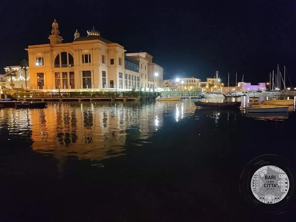 Bed and Breakfast Giglio Rosso Bari 0*,  Italia